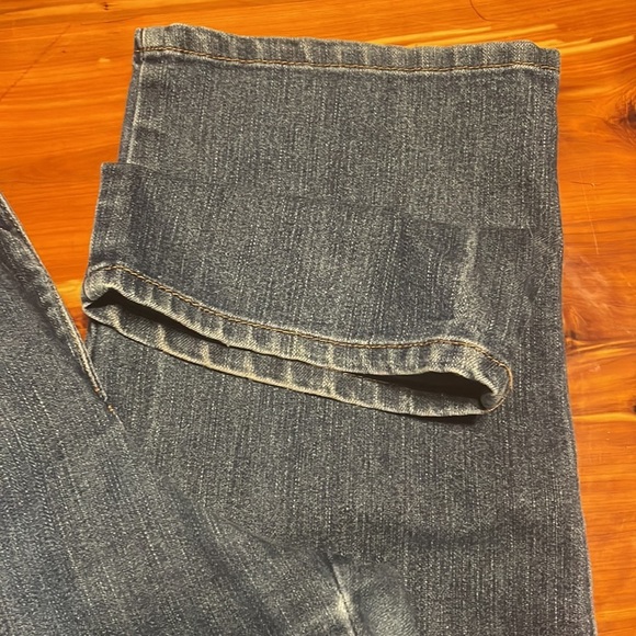 Size 14 Gloria Vanderbilt Amanda boot cut medium wash blue denim jeans - Picture 6 of 16